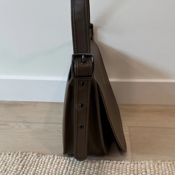 Coach Brown Crossbody/messenger Bag - Picture 3 of 12